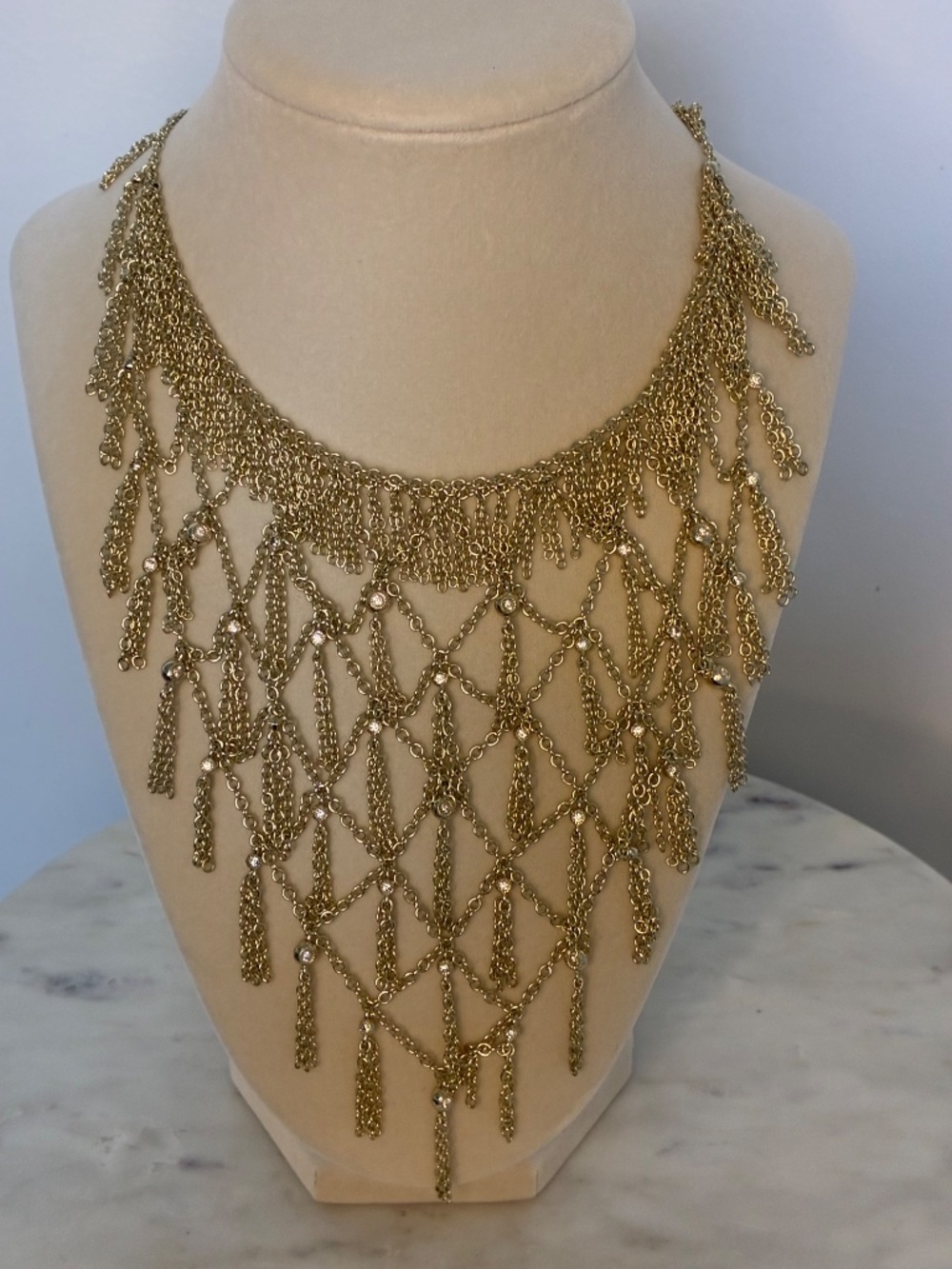 Kendra Scott gold Georgina necklace